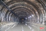 Khoan thông ống hầm xuyên núi duy nhất trên tuyến cao tốc qua Hà Tĩnh