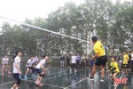 Khởi tranh Giải Bóng chuyền nam thanh niên Vũ Quang