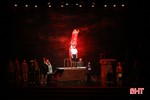  Công diễn vở kịch “Sống mãi tuổi 17” tại Hà Tĩnh