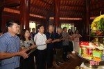 Đoàn công tác Trung ương MTTQ Việt Nam dâng hương Tổng Bí thư Lê Duẩn