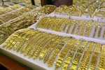 Giá vàng hôm nay, vàng nhẫn 999.9 về dưới 72 triệu đồng/lượng