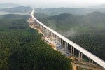 5 cầu cạn trên cao tốc Diễn Châu - Bãi Vọt trước ngày thông xe 