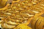 Giá vàng hôm nay 6/4/2024: Vàng miếng, vàng nhẫn đều tăng