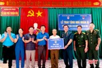 Hội CCB cơ quan Trung ương Đoàn trao nhà nhân ái ở thị xã Hồng Lĩnh