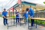 Tuổi trẻ TP Hà Tĩnh tái chế sắt cũ thành bàn ghế tặng học sinh nghèo