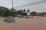 Mưa lớn gây ngập nặng tại Thủ đô Vientiane của Lào