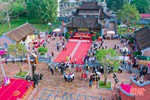 Người dân Hà Tĩnh hào hứng tham gia Lễ hội Văn Miếu