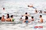 Nóng: Nước biển tại 7 bãi tắm Hà Tĩnh đảm bảo an toàn