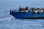 Thế giới ngày qua: Hơn 700 người di cư chết đuối trong 3 vụ đắm tàu ở Địa Trung Hải