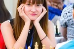 Kim Phụng đánh bại cựu vô địch nữ trẻ thế giới Guo Qi