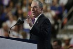 Tỷ phú Bloomberg đả kích chiến dịch tranh cử của Trump là “trò lừa bịp”