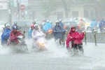Hoàn lưu bão số 2 gây mưa lớn khắp Bắc Bộ