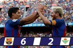 Suarez và Messi thi nhau tỏa sáng, Barca vùi dập Betis 6-2