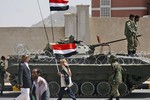 Đánh bom liều chết nhằm vào binh sĩ Yemen, hơn 100 người thương vong