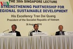 Chủ tịch nước dự và phát biểu tại Singapore Lecture 38