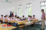50 học sinh Kỳ Hà đi học trở lại, còn 951 em đang bị ngăn cấm!