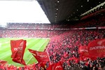 Vé chợ đen trận derby Manchester tăng chóng mặt