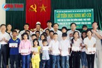 Vingroup nuôi dưỡng 24 học sinh mồ côi Hà Tĩnh