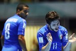 “Bắt chước” Thái Lan, Italia nghẹt thở rời World Cup trong tê tái