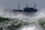 Biển Đông sắp có bão mạnh, cảnh báo mưa lớn diện rộng