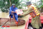 Nước lũ lên cao, nhiều địa phương ở Hà Tĩnh đang bị cô lập
