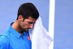 Djokovic bị loại ở tứ kết Paris Masters, Murray sát ngôi số 1 thế giới
