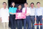 Agribank Can Lộc bàn giao nhà tình nghĩa cho vợ liệt sỹ