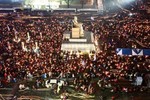 Hàng trăm nghìn người tuần hành yêu cầu Tổng thống Hàn Quốc từ chức