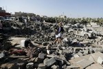 Liên quân Saudi Arabia không kích Yemen, 12 dân thường thiệt mạng