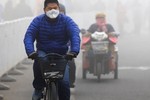 Trung Quốc ban bố cảnh báo màu cam về ô nhiễm không khí