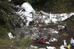 Colombia công bố nguyên nhân vụ rơi máy bay khiến 71 người chết