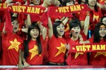 Hào hứng với ca khúc mới truyền lửa cho bóng đá Việt Nam