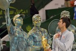 Djokovic ăn mừng "dị" sau khi đánh bại Murray, vô địch Qatar Open