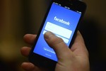 Facebook áp dụng công nghệ "khôi phục mật khẩu uỷ quyền" lạ lẫm