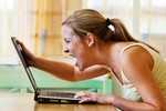 5 thói quen dùng máy tính đang hủy hoại cơ thể bạn