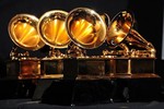 Grammy 2017: Có gì trong túi quà trị giá 30.000 USD?
