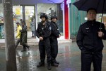 Tấn công bằng dao ở Tân Cương, 10 người thương vong