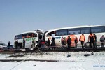 Xe buýt đấu đầu ở miền đông Thổ Nhĩ Kỳ, 36 người thương vong