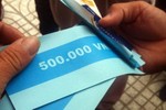 PvcomBank lý giải việc khách hàng rút ATM lại ra giấy in số 500.000 đồng