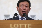 [Infographics] Gia đình Lotte hầu tòa vì bê bối cựu tổng thống Park