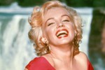 Chiêm ngưỡng Marilyn Monroe trong loạt ảnh độc đang được đấu giá