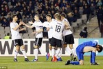 Thắng "4 sao", Đức chạm 1 tay vào vé dự World Cup 2018
