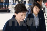 Các chính đảng Hàn Quốc kêu gọi tòa án bắt bà Park Geun-hye