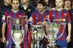Barca sẽ mắc sai lầm lịch sử nếu không giữ chân Messi