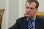 Thủ tướng Nga Dmitry Medvedev bác bỏ các cáo buộc tham nhũng