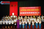 Cẩm Xuyên khen thưởng 200 học sinh giỏi các cấp