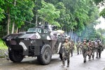 Khoảng 2.000 dân Philippines mắc kẹt trong cuộc giao tranh ở Marawi