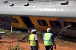 Tàu hỏa đâm nhau tại Nam Phi: Hơn 100 người thương vong