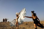 [Chùm ảnh] Độc đáo lễ hội Midburn giữa sa mạc ở Israel