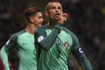 Ronaldo lập cú đúp, Bồ Đào Nha nối dài mạch thắng ở vòng loại World Cup